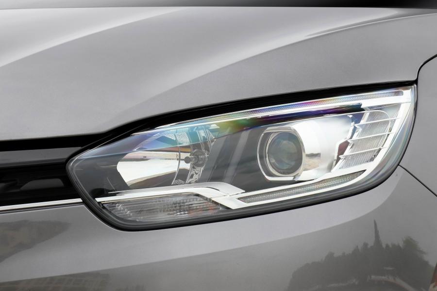 Детали экстерьера Renault Scenic (J9) 2016 года  (фото 25 из 57)